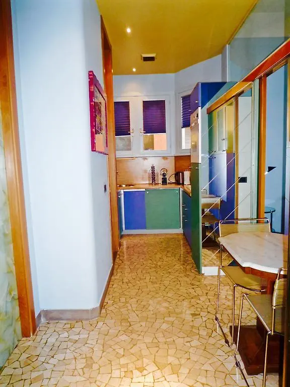 ميلان Garibaldi 12 Apartment 0*,